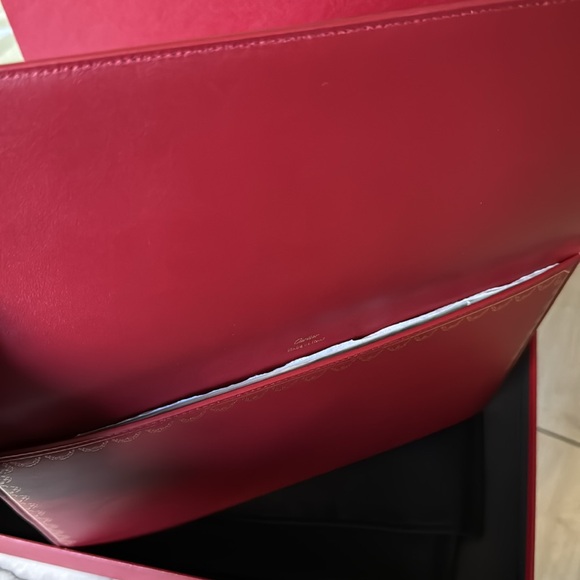 SOLD - Brand new Cartier clutch - classic red - Picture 4 of 4